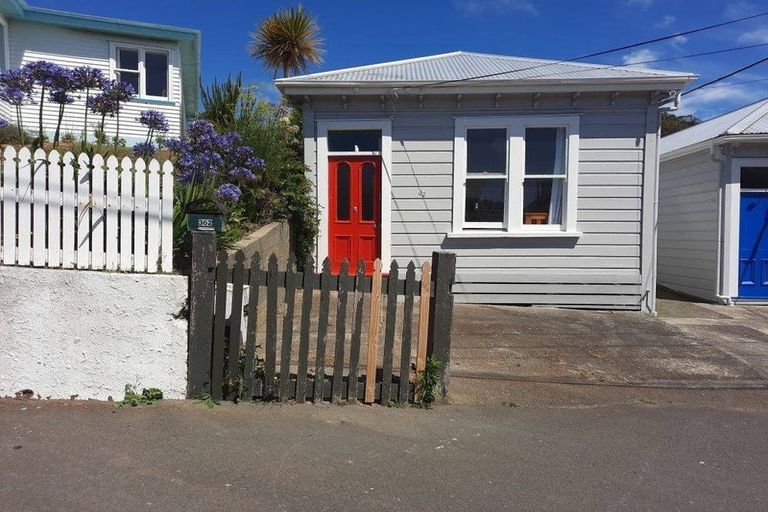 Photo of property in 360-362 Adelaide Road, Newtown, Wellington, 6021