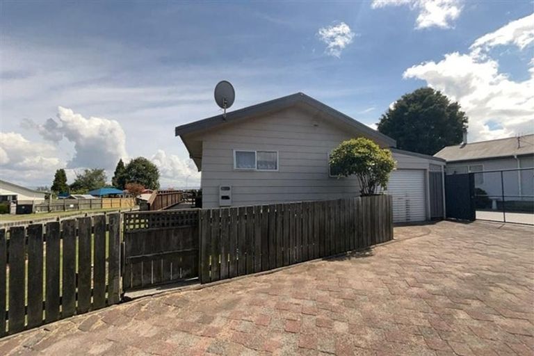 Photo of property in 23 Bronte Place, Owhata, Rotorua, 3010
