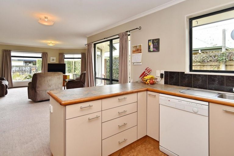 Photo of property in 12 Camleigh Close, Kaiapoi, 7630