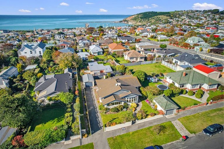 Photo of property in 19 Till Street, South Hill, Oamaru, 9400