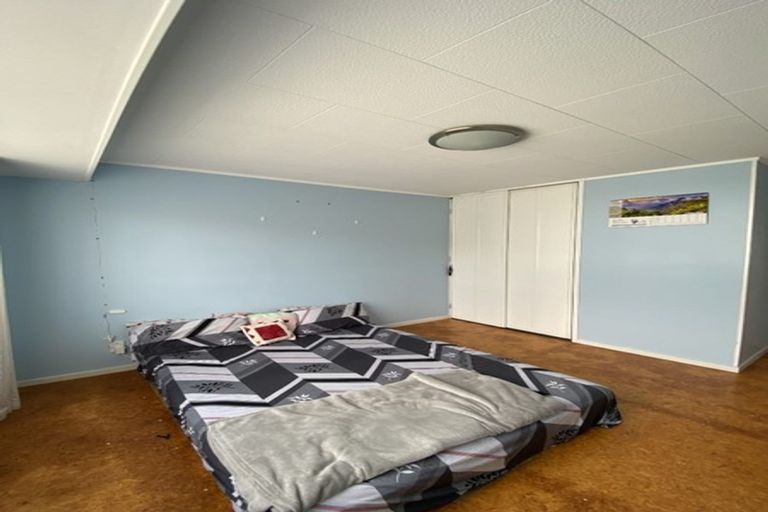 Photo of property in 2/23 Mataura Place, Clover Park, Auckland, 2019