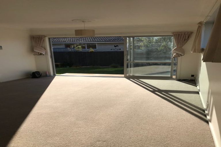 Photo of property in 2/174a Wilsons Road South, Saint Martins, Christchurch, 8022