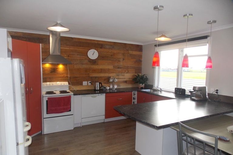Photo of property in 23a Robinson Crescent, Westbrook, Palmerston North, 4412