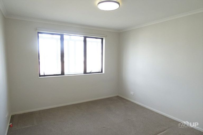 Photo of property in 23 Kanuka Road, Hobsonville, Auckland, 0616