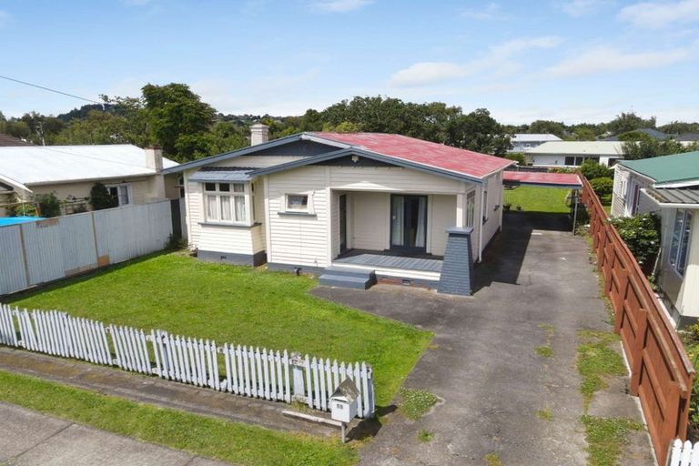 Photo of property in 10 Patapu Street, Whanganui East, Whanganui, 4500