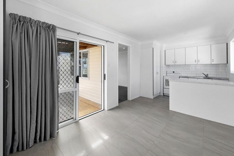 Photo of property in 9 Goods Road, Otumoetai, Tauranga, 3110