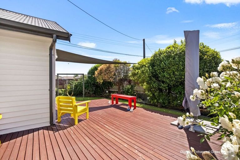 Photo of property in 19 Riwai Street, Templeton, Christchurch, 8042