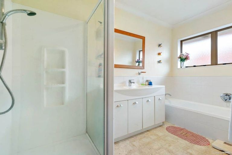 Photo of property in 15 Prictor Street, Papakura, 2110