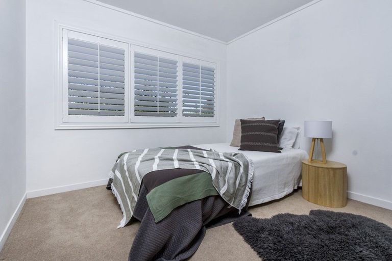 Photo of property in 1/34 Glamorgan Drive, Torbay, Auckland, 0630