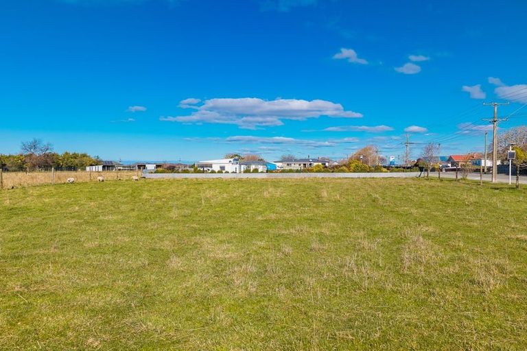 Photo of property in 2 Makikihi Beach Road, Makikihi, Waimate, 7978