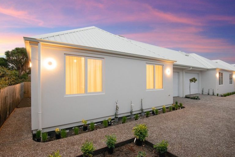 Photo of property in 6-d Berwick Street, Mosgiel, 9024