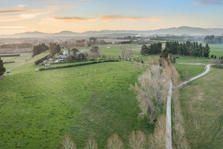 Photo of property in 934 Oxford Road, Fernside, 7471