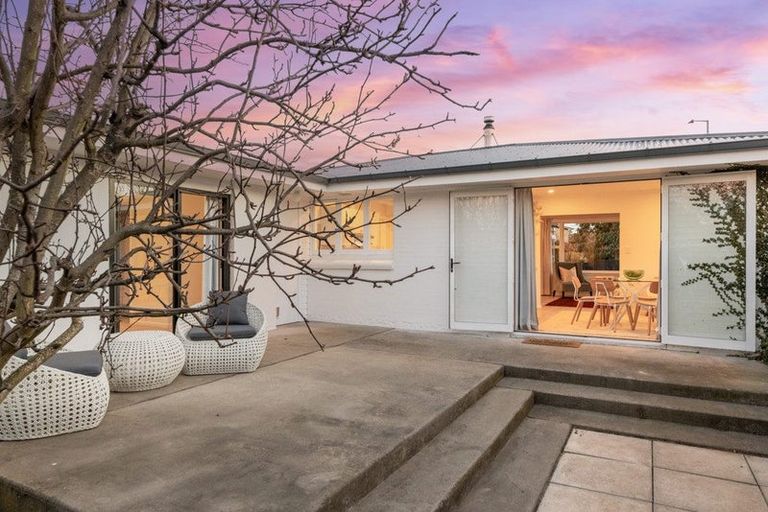 Photo of property in 126 Kendal Avenue, Burnside, Christchurch, 8053