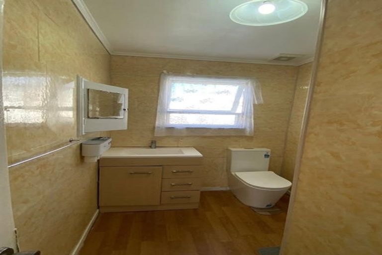 Photo of property in 24 Michelle Place, Mangere, Auckland, 2022