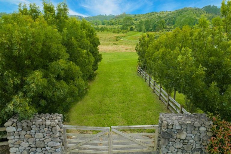 Photo of property in 4 Awatiro Drive, Kaukapakapa, 0871