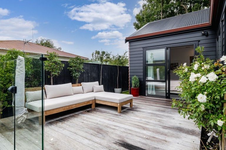Photo of property in 65 Stanley Avenue, Palmerston North, 4414