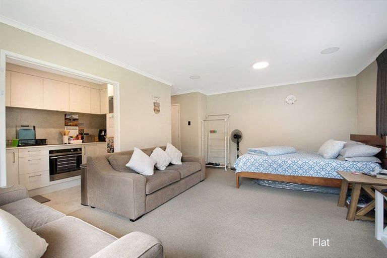 Photo of property in 64 Worsnop Way, Stillwater, Albany, 0794