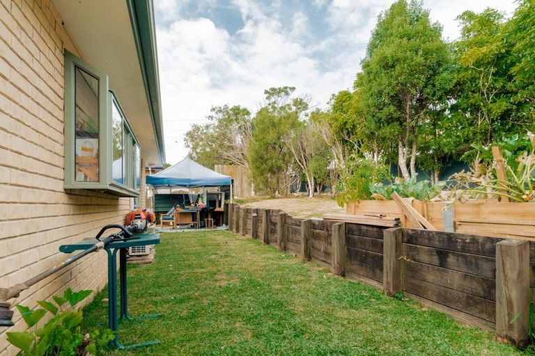 Photo of property in 9 Hawkley Close, Flat Bush, Auckland, 2019