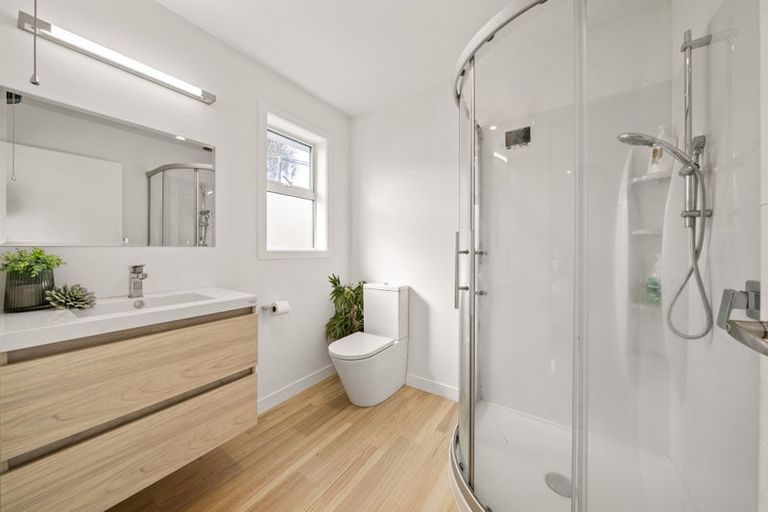 Photo of property in 33a Sheridan Crescent, Trentham, Upper Hutt, 5018