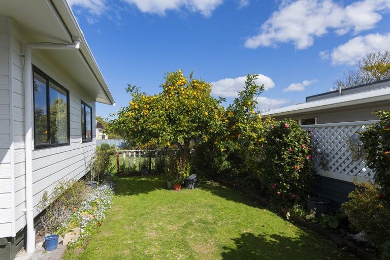 Photo of property in 48 Andrew Street, Elgin, Gisborne, 4010