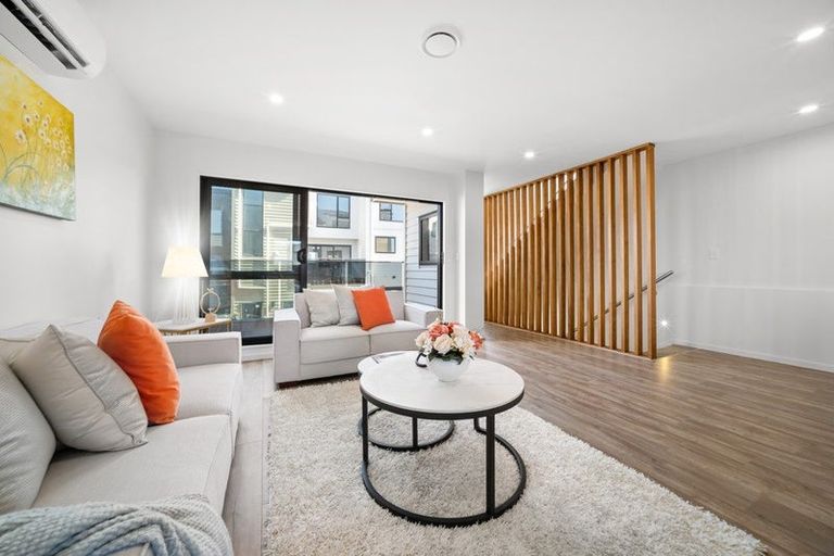 Photo of property in 23 Ayr Road, Pakuranga, Auckland, 2010