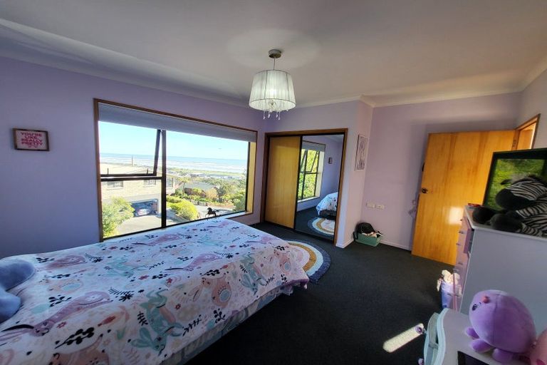 Photo of property in 13 Stanton Crescent, Karoro, Greymouth, 7805