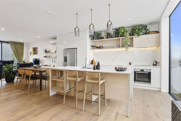 Photo of property in Sugar Lane Apartments, 11/31 Rawene Road, Birkenhead, Auckland, 0626