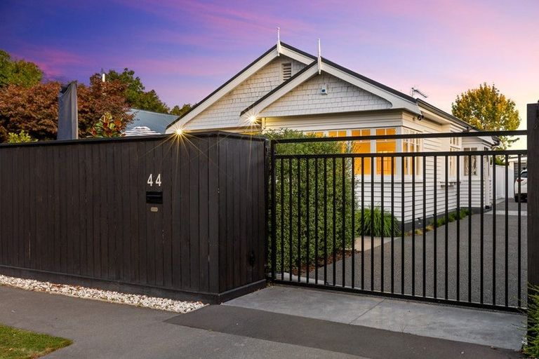 Photo of property in 44 Perry Street, Papanui, Christchurch, 8053