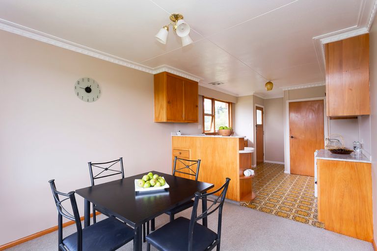 Photo of property in 19 Brough Street, Palmerston, 9430