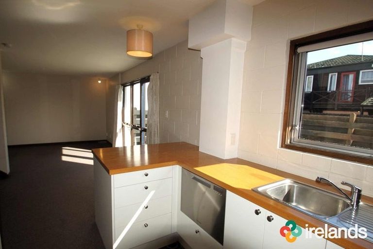 Photo of property in 3/28 Albany Street, St Albans, Christchurch, 8014