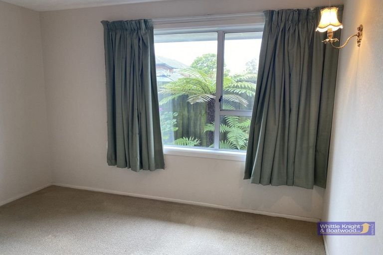 Photo of property in 1/50 Kilmarnock Street, Riccarton, Christchurch, 8011