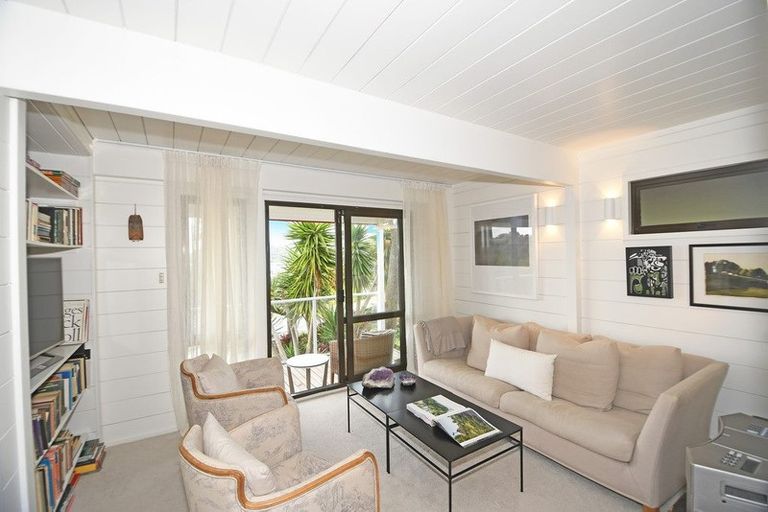 Photo of property in 47 Grand View Road, Leigh, 0985