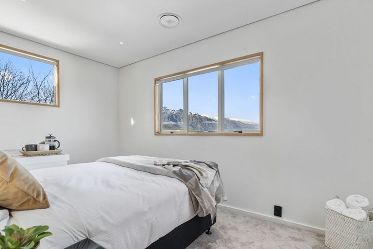 Photo of property in 13b Maxwell Place, Queenstown, 9300