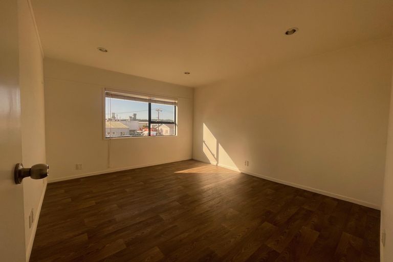 Photo of property in 32a Elliot Street, Howick, Auckland, 2014