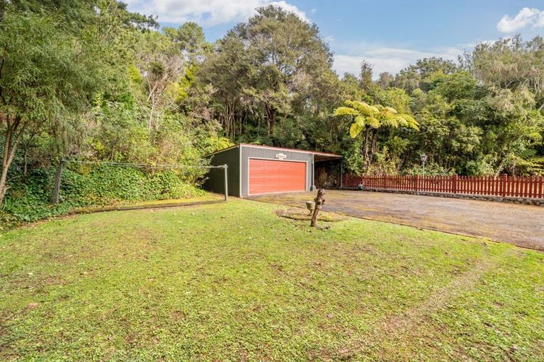 Photo of property in 99 Pinehaven Road, Pinehaven, Upper Hutt, 5019