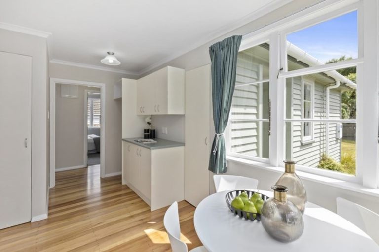 Photo of property in 126 Kowhai Street, Naenae, Lower Hutt, 5011