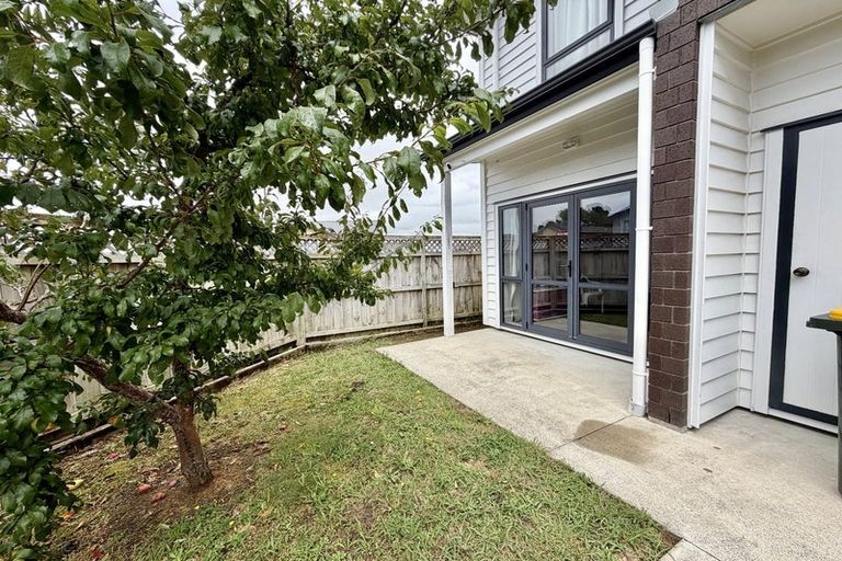 Photo of property in 38 Ipukarea Street, Weymouth, Auckland, 2103