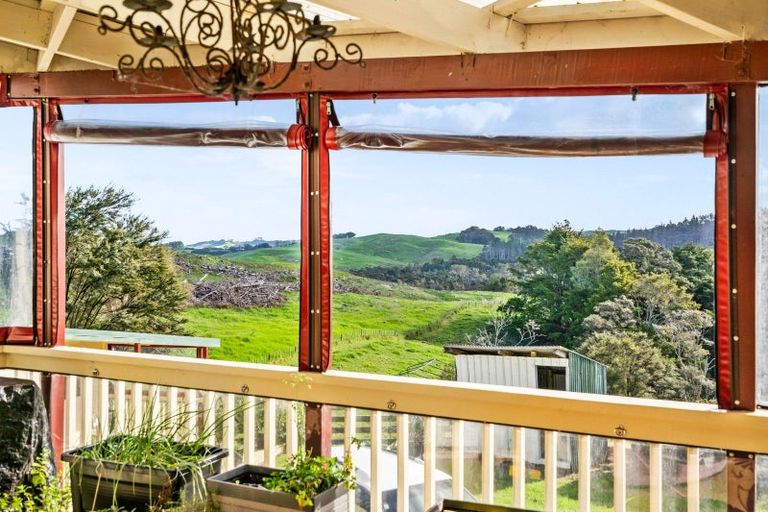 Photo of property in 51 Sterling Road, Paparoa, 0571