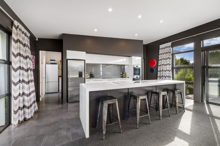 Photo of property in 2 Oakley Drive, Prebbleton, 7604