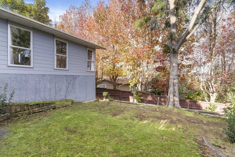 Photo of property in 74 Fitzwater Place, Henderson, Auckland, 0612