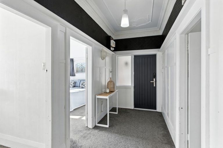 Photo of property in 253 Macandrew Road, Forbury, Dunedin, 9012