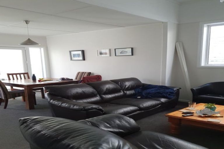 Photo of property in 39 Hanson Street, Mount Cook, Wellington, 6021