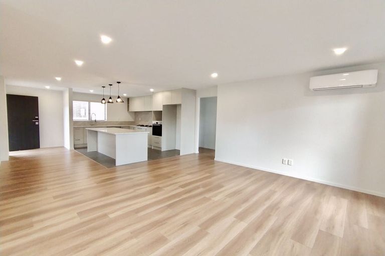 Photo of property in 39b Cutler Street, New Lynn, Auckland, 0600