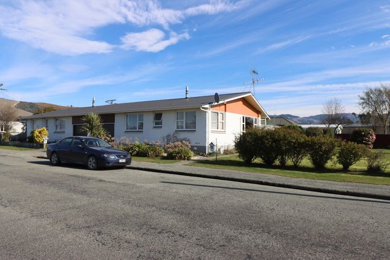 Photo of property in 16 Opie Street, Waimate, 7924