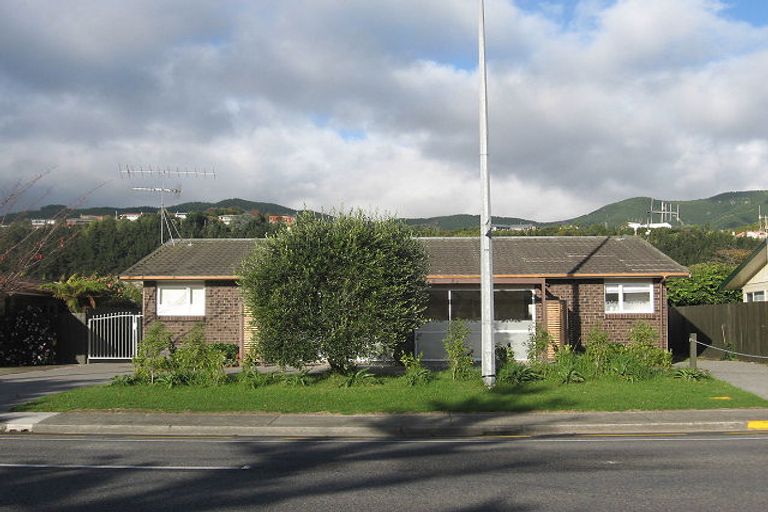 Photo of property in 96a Rimu Road, Raumati Beach, Paraparaumu, 5032