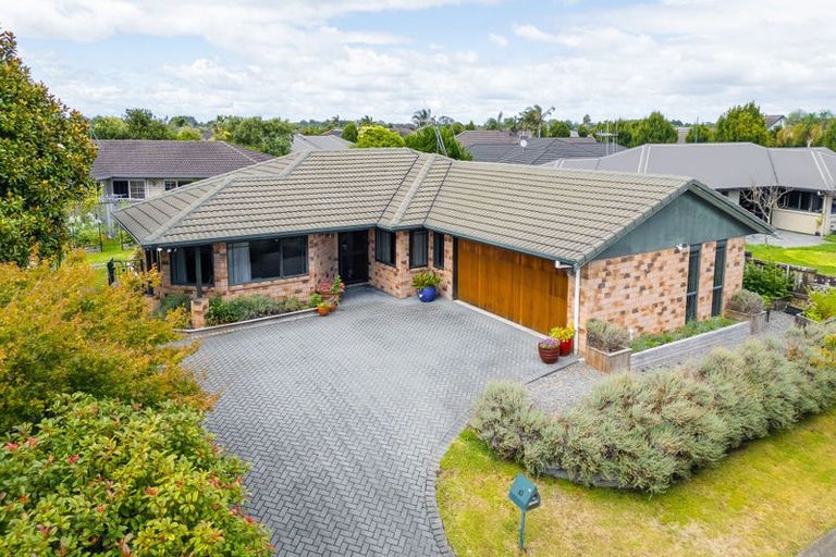Photo of property in 83 Wiltshire Drive, Huntington, Hamilton, 3210