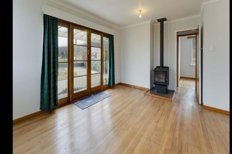 Photo of property in 104 Sunderland Street, Clyde, 9330