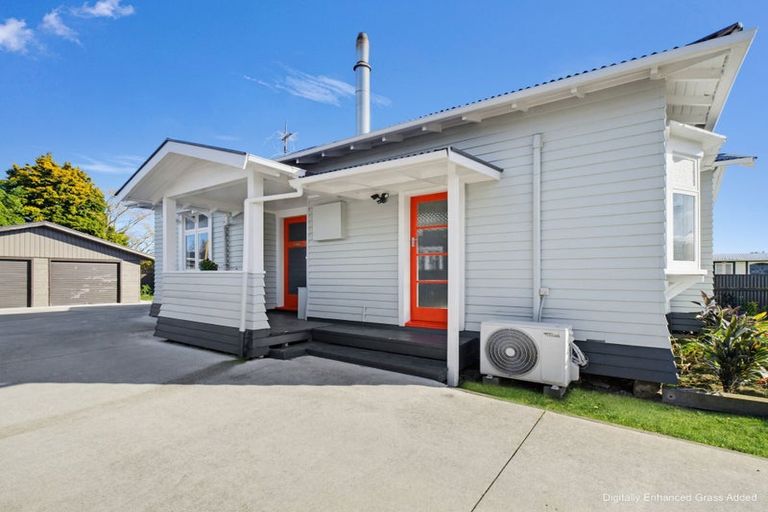 Photo of property in 12 Lyndhurst Street, Takaro, Palmerston North, 4412