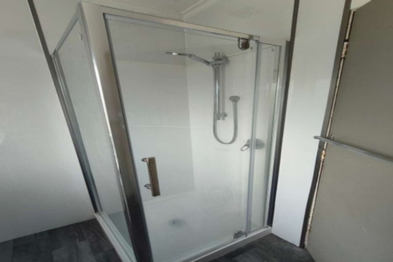 Photo of property in 30 Edmund Hillary Avenue, Papakura, 2110