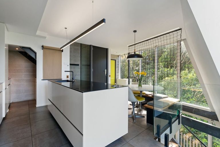 Photo of property in 64a Orangi Kaupapa Road, Northland, Wellington, 6012